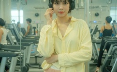 云朵现任丈夫简介